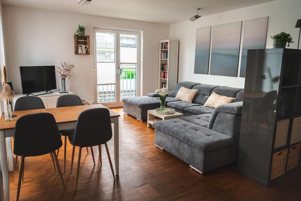 Traumwohnung Im Koelner Sueden Hürth Esterno foto